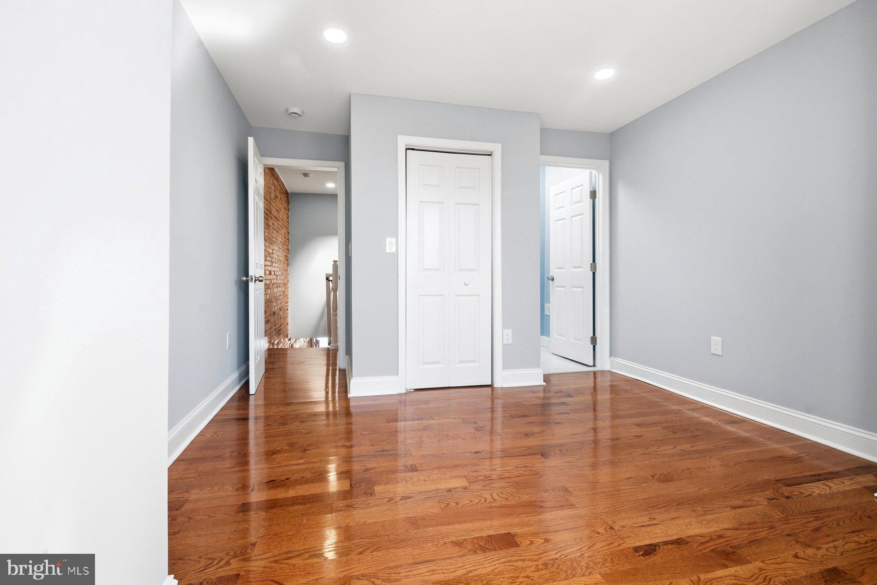 EAST BALTIMORE MIDWAY - Residential