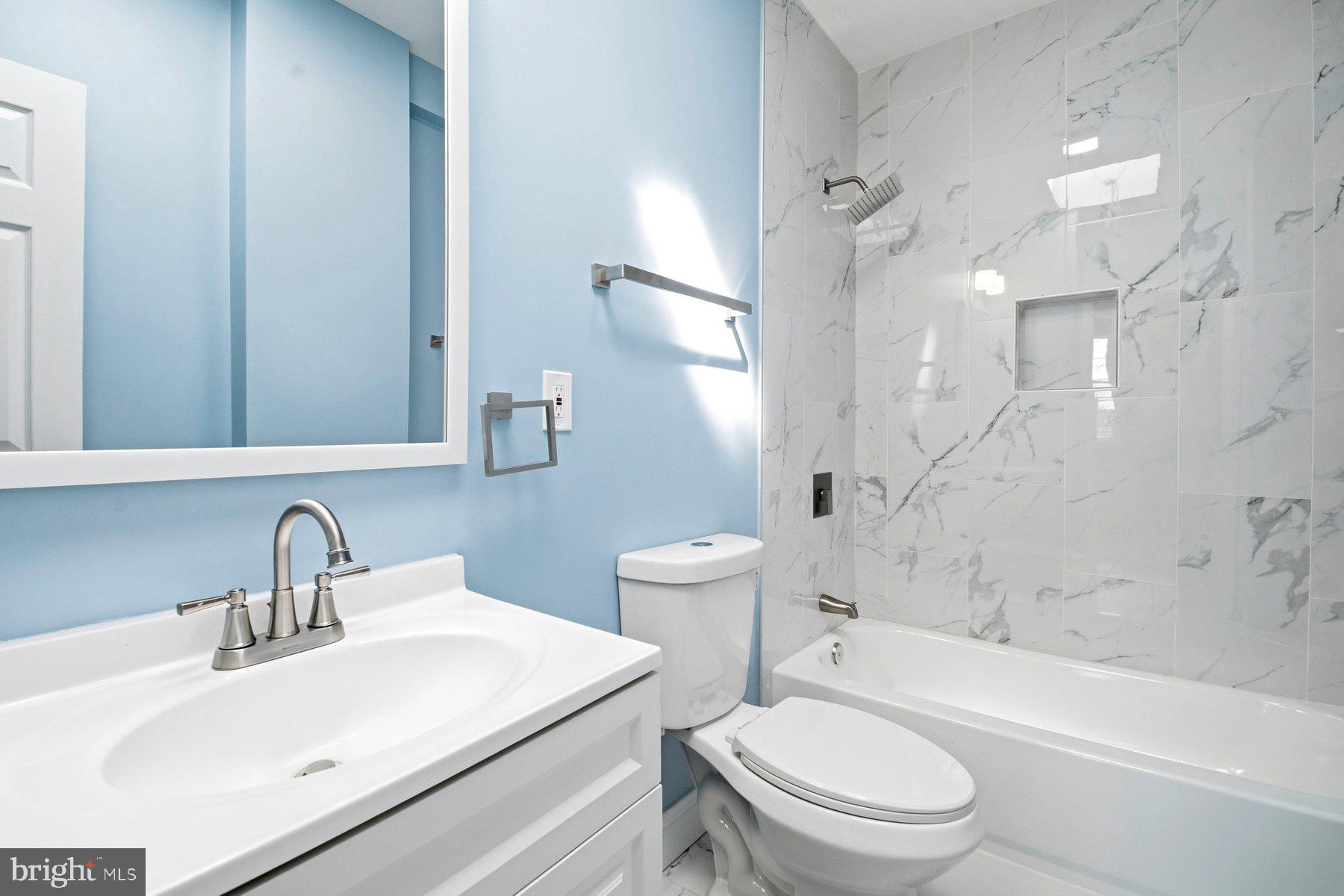 EAST BALTIMORE MIDWAY - Residential