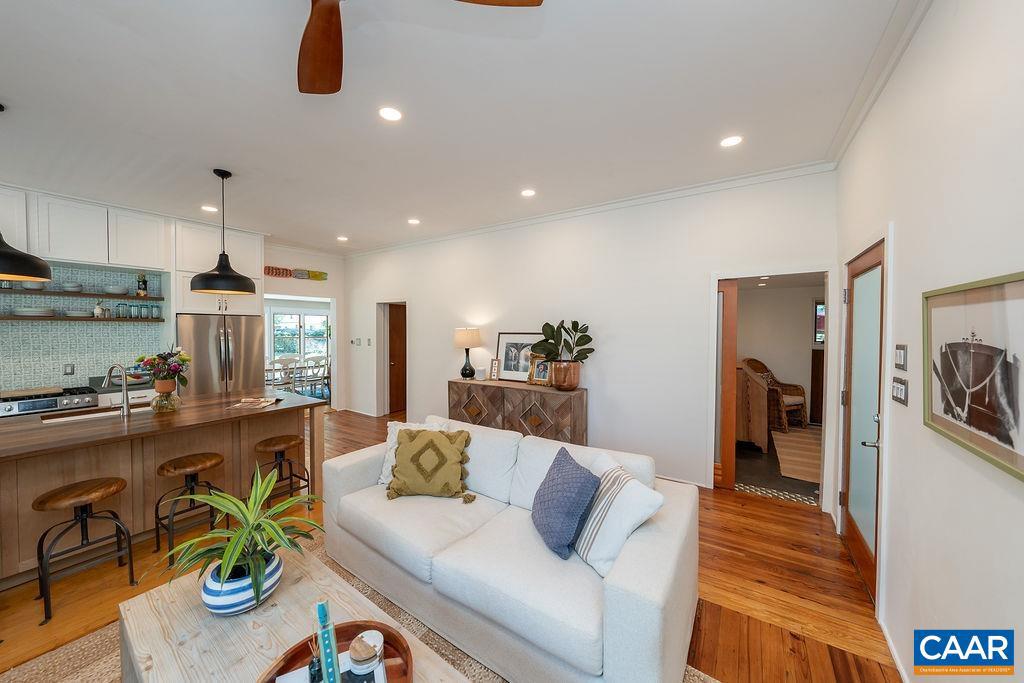 BELMONT - Residential