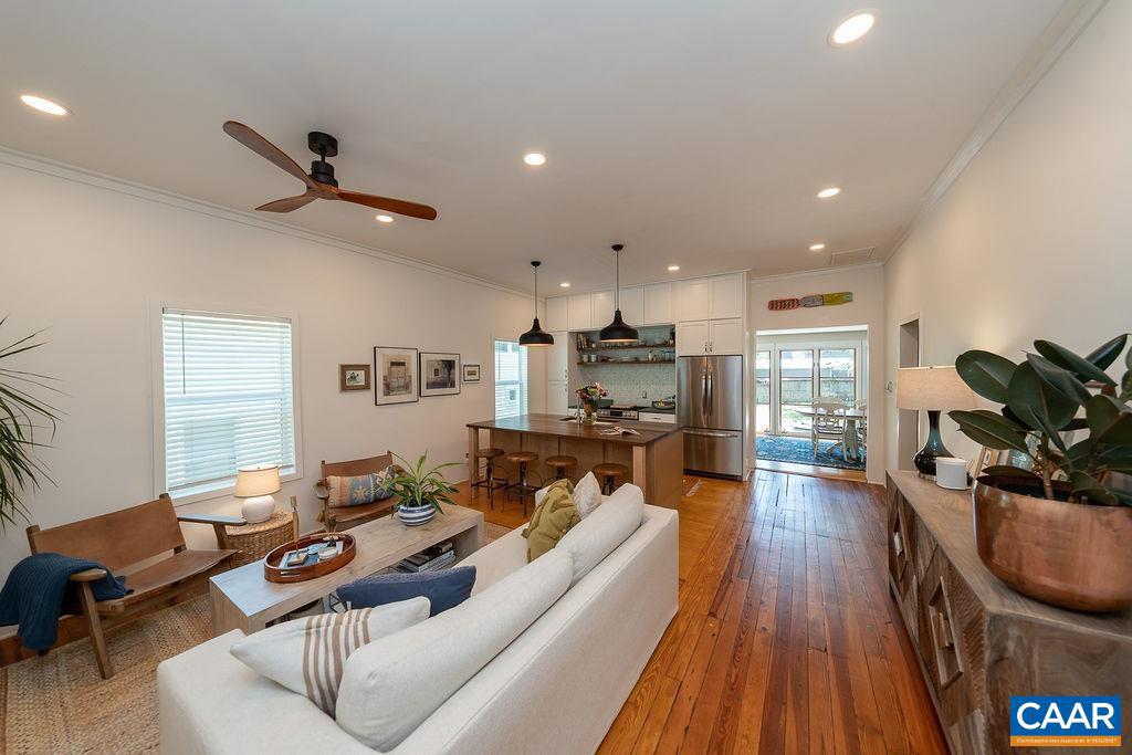 BELMONT - Residential