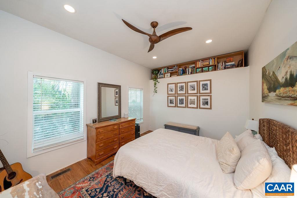 BELMONT - Residential