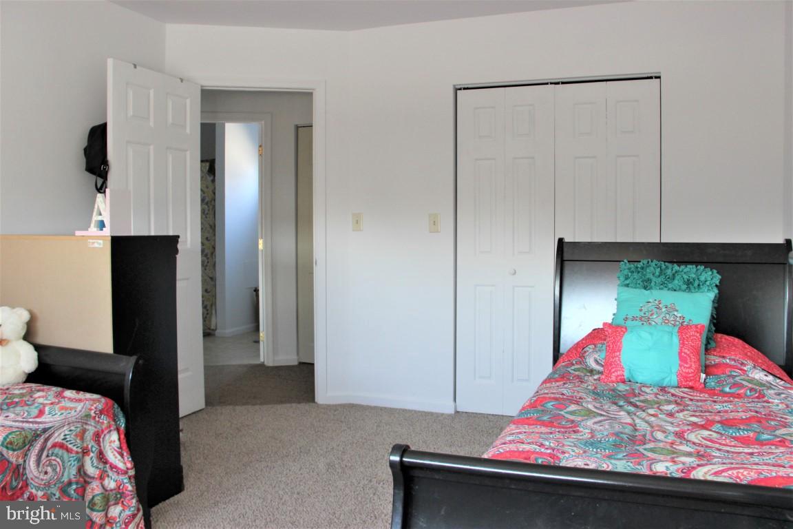 STONEBRIDGE CROSSING - Residential