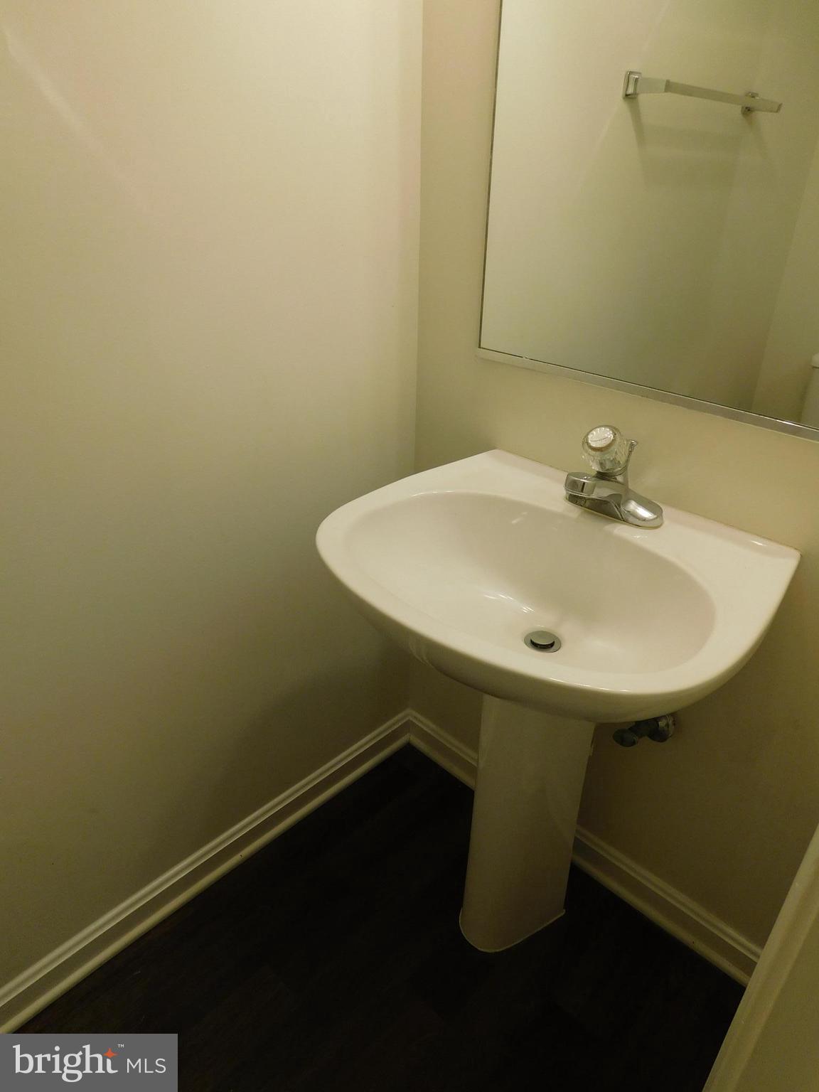 PARK RIDGE - Residential Lease