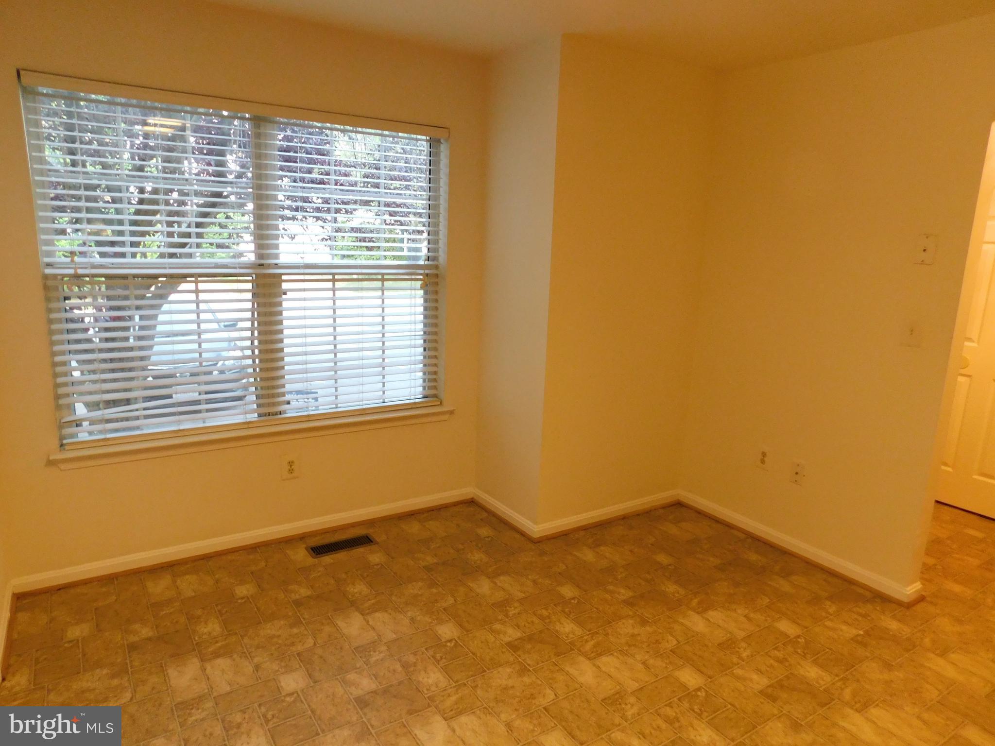 PARK RIDGE - Residential Lease