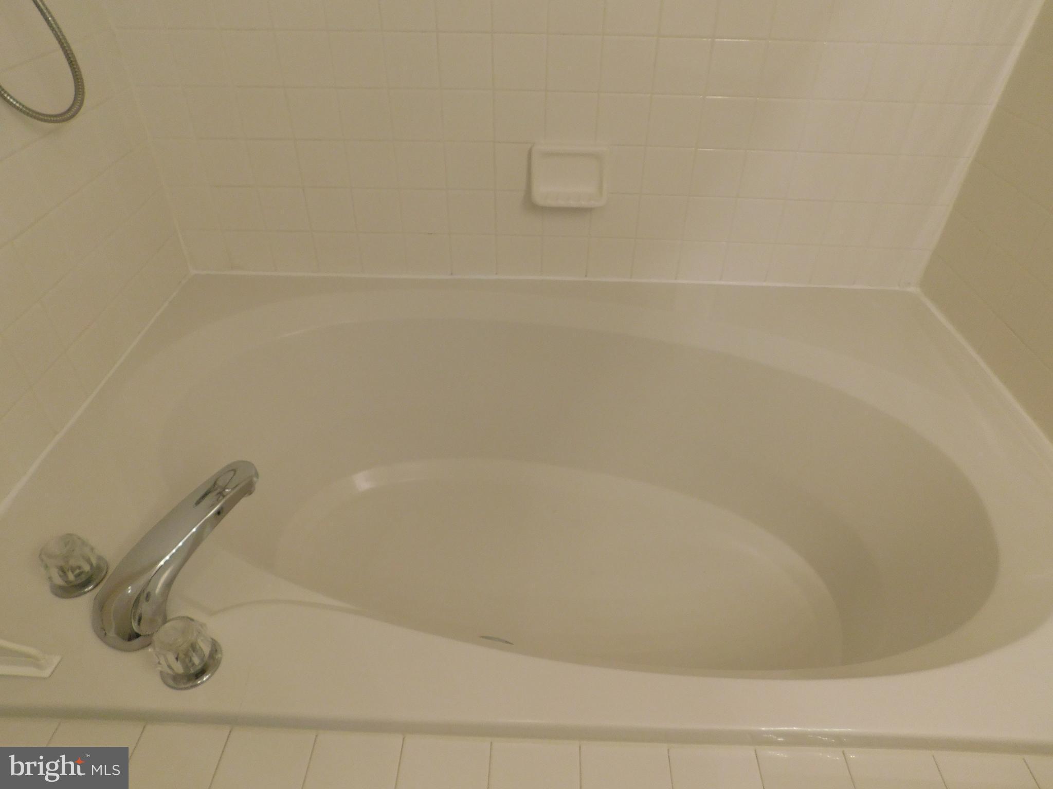 PARK RIDGE - Residential Lease