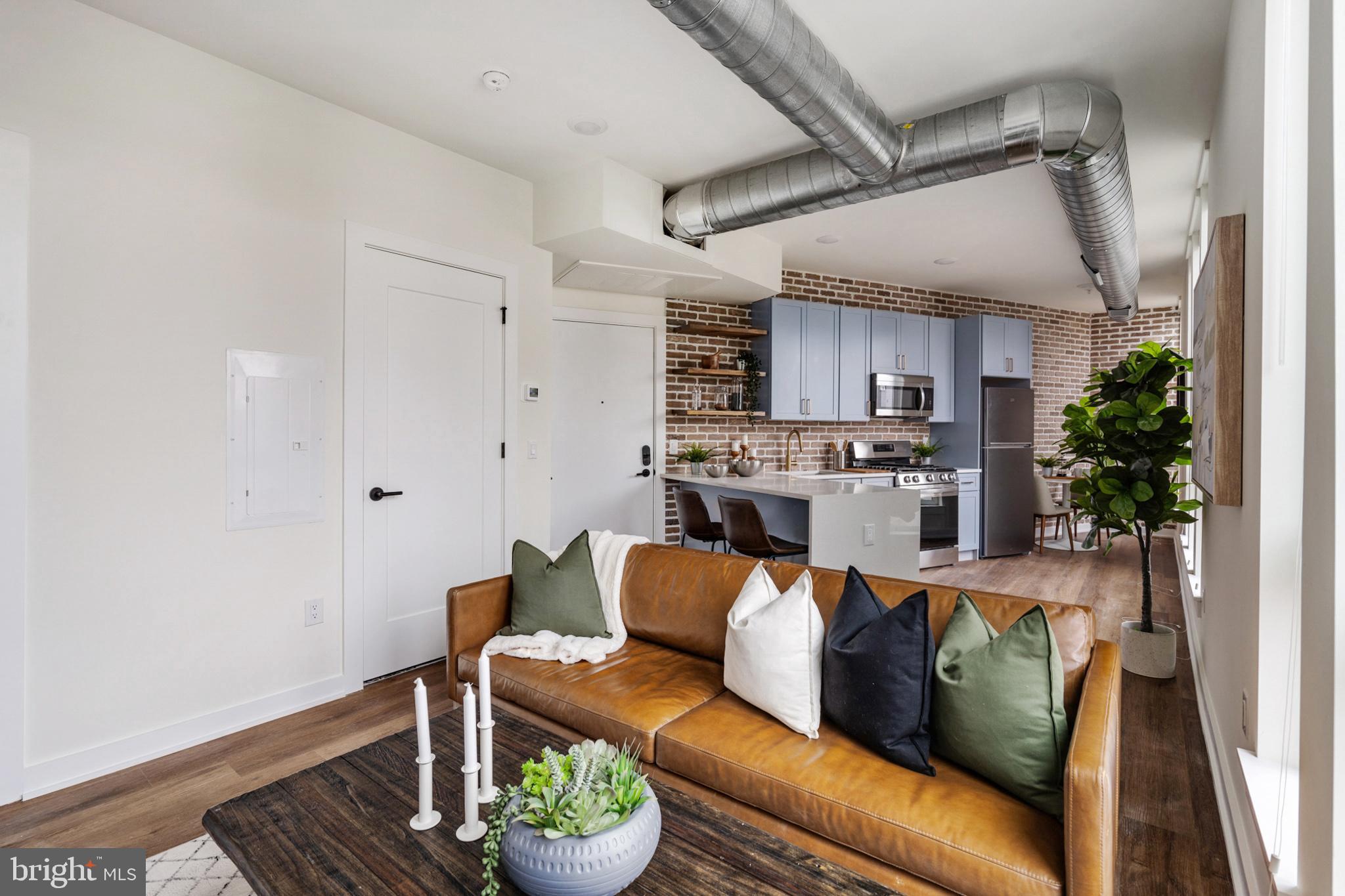 FISHTOWN - Residential Lease