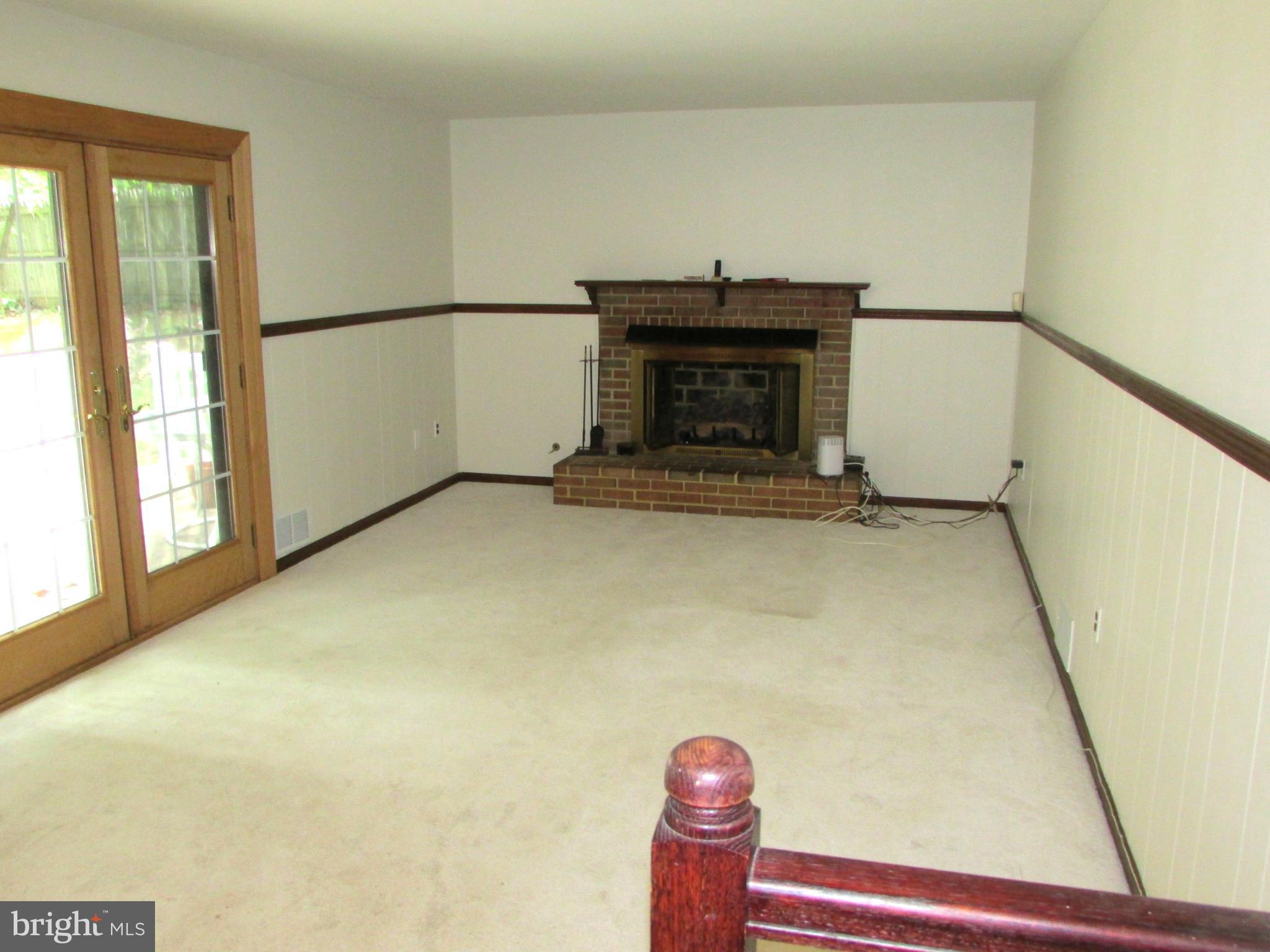 CHAPEL GLEN - Residential Lease