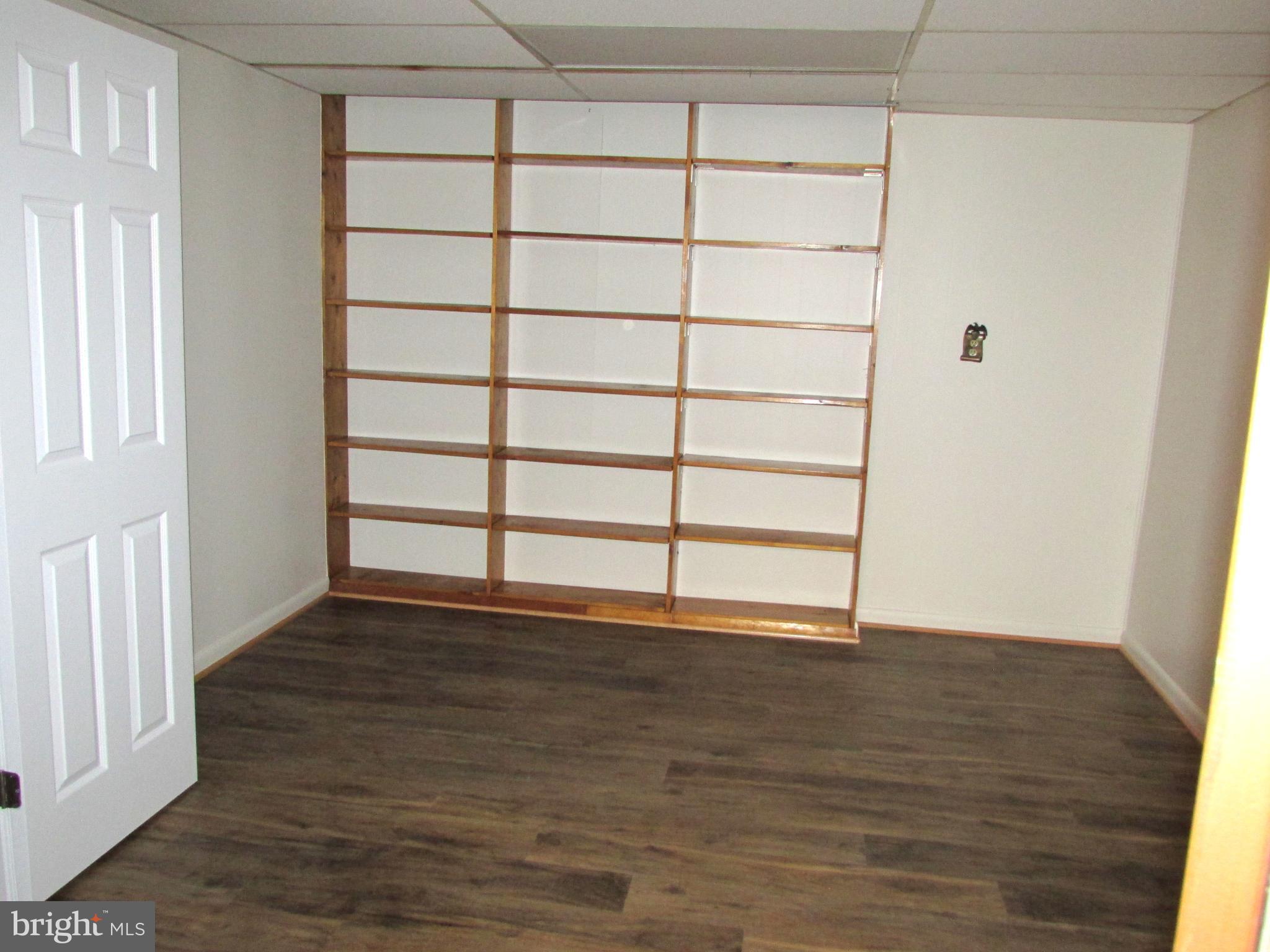 CHAPEL GLEN - Residential Lease