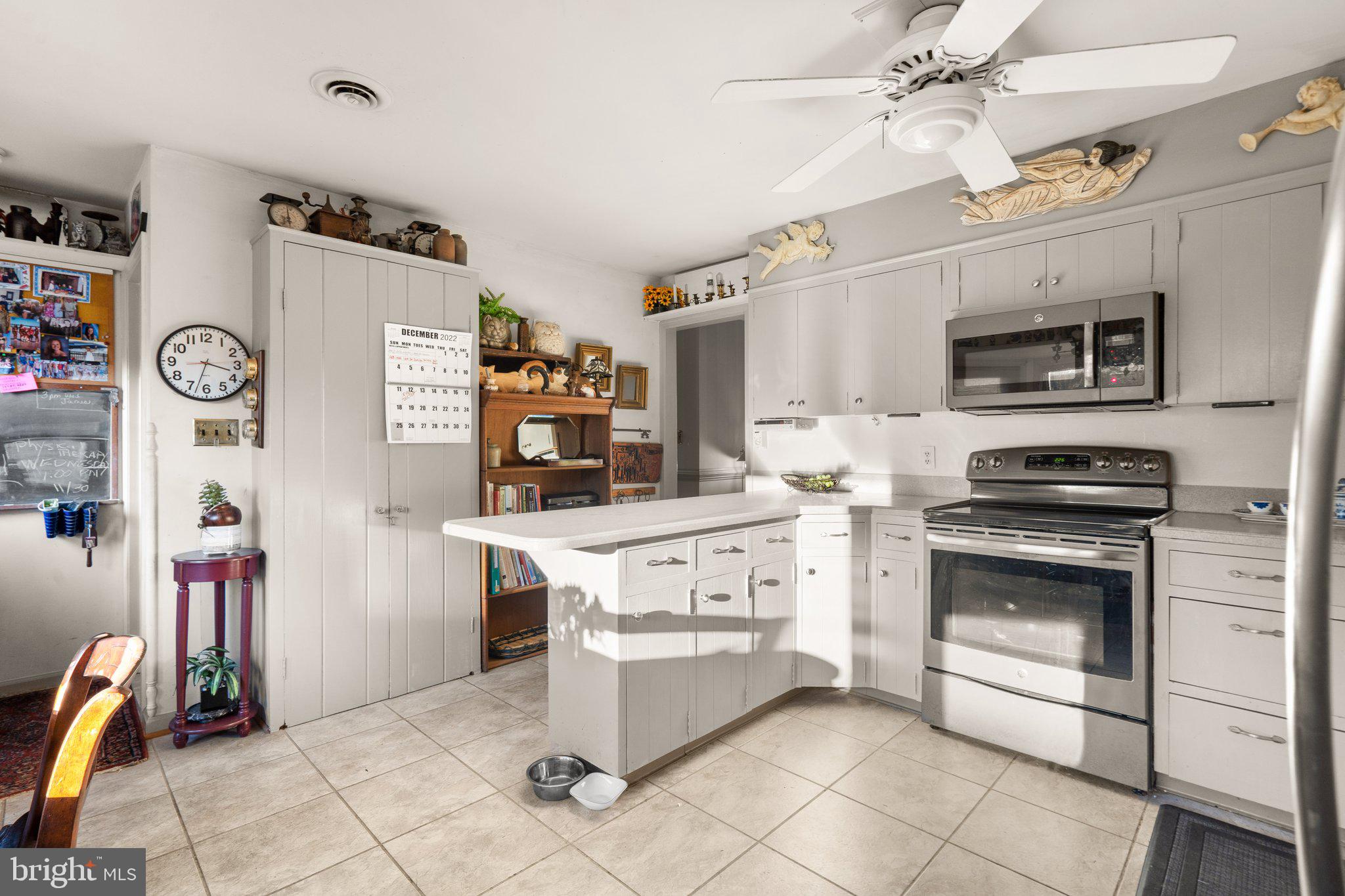 SAM RICE MANOR - Residential