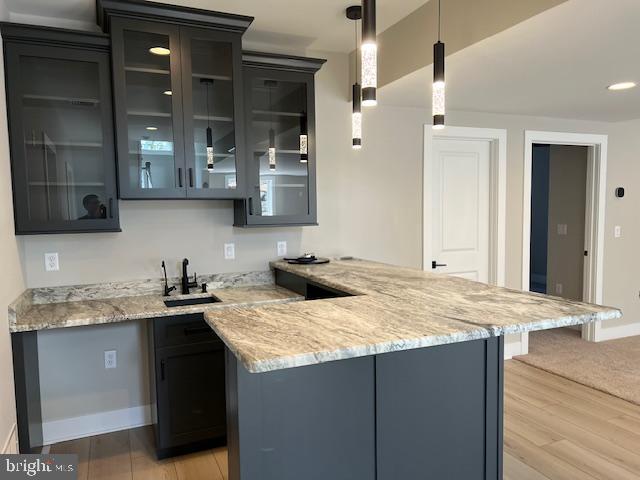 HAYDN MANOR - Residential