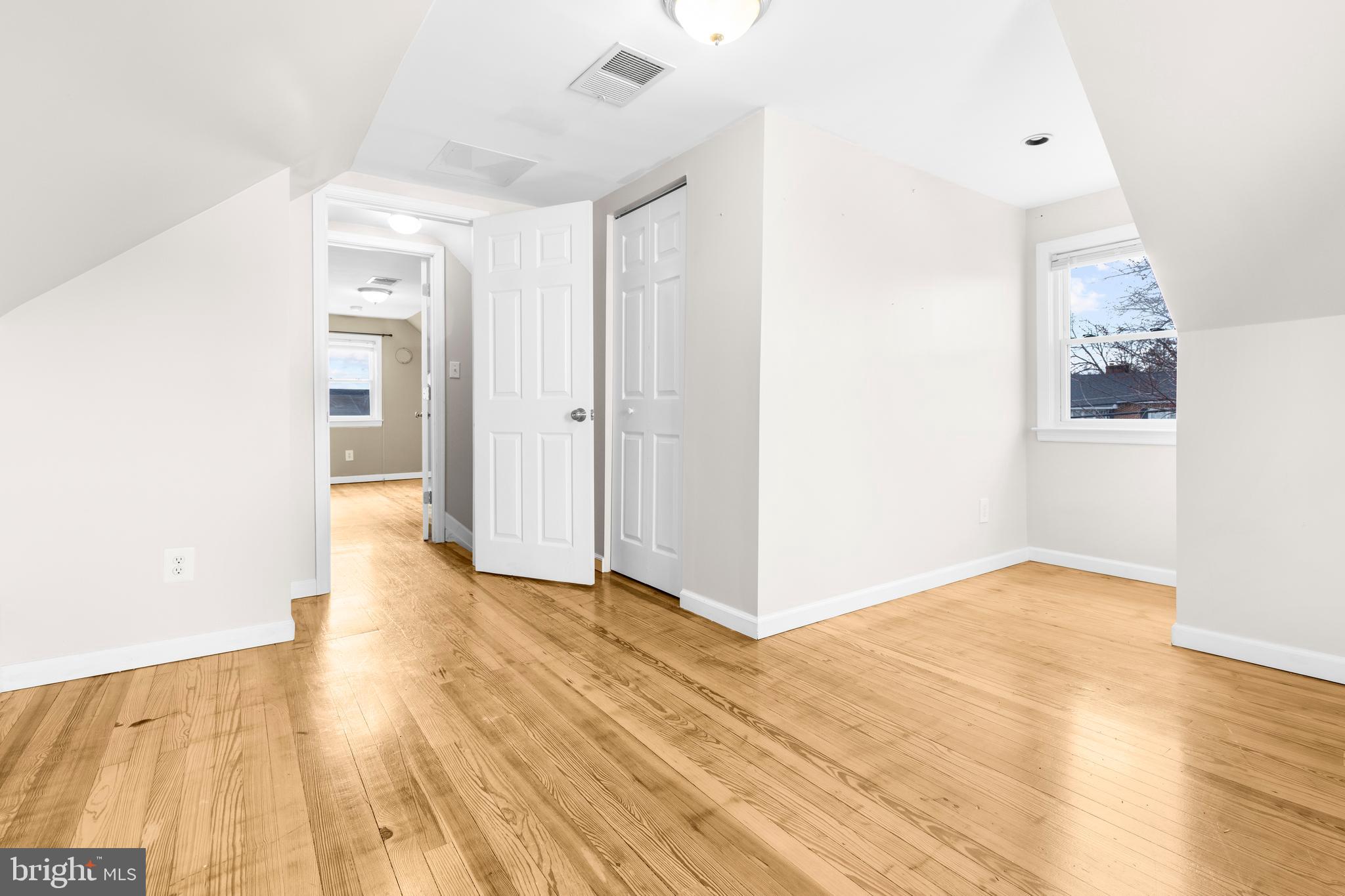 PERRY HALL - Residential