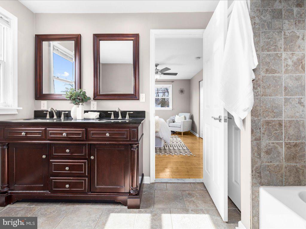 PERRY HALL - Residential