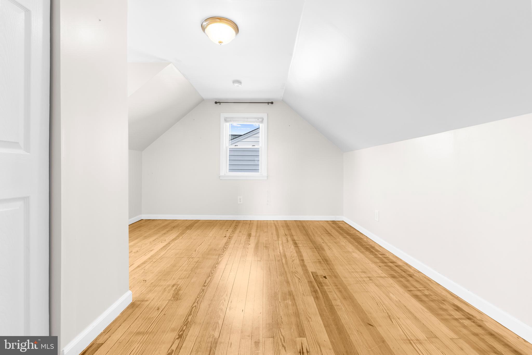 PERRY HALL - Residential