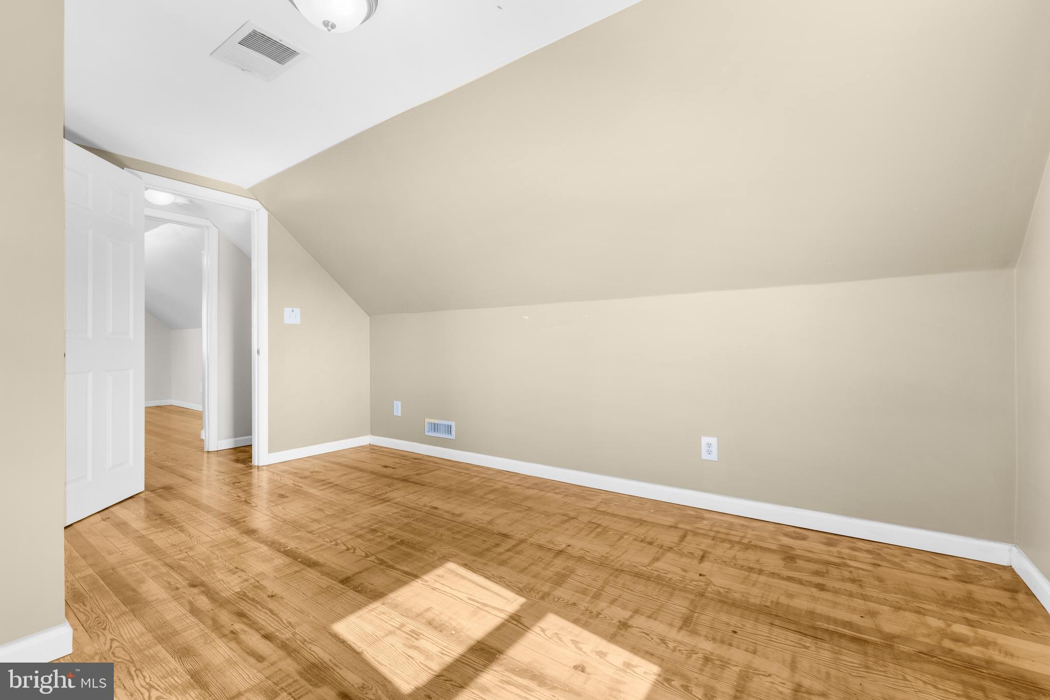 PERRY HALL - Residential