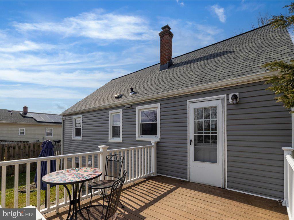 PERRY HALL - Residential