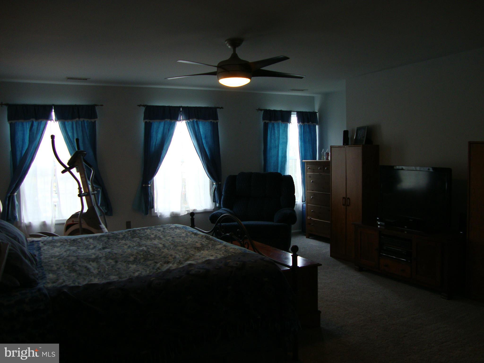 STONE HILL ESTATES - Residential