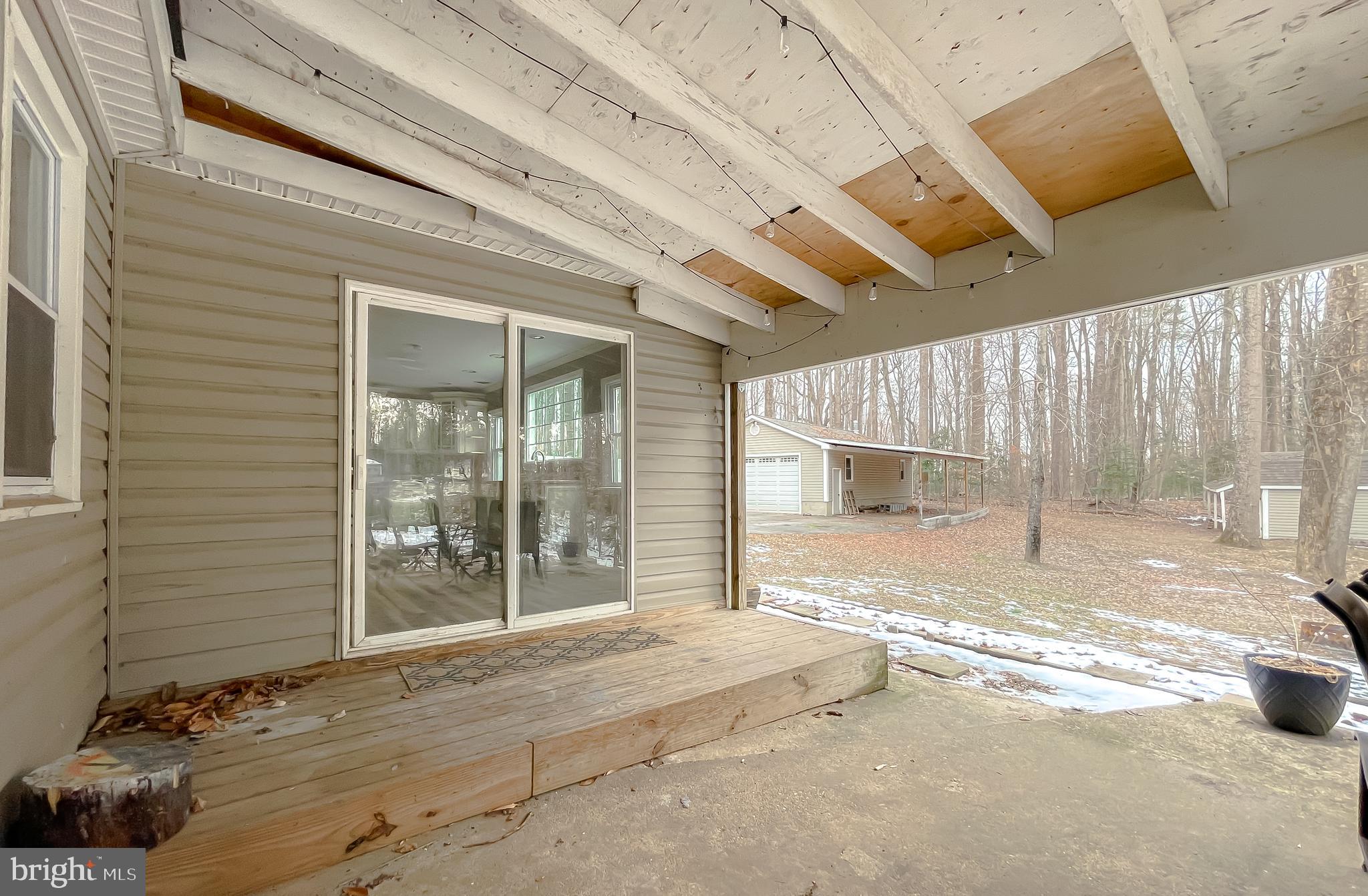 GOLDEN BEACH - Residential Lease