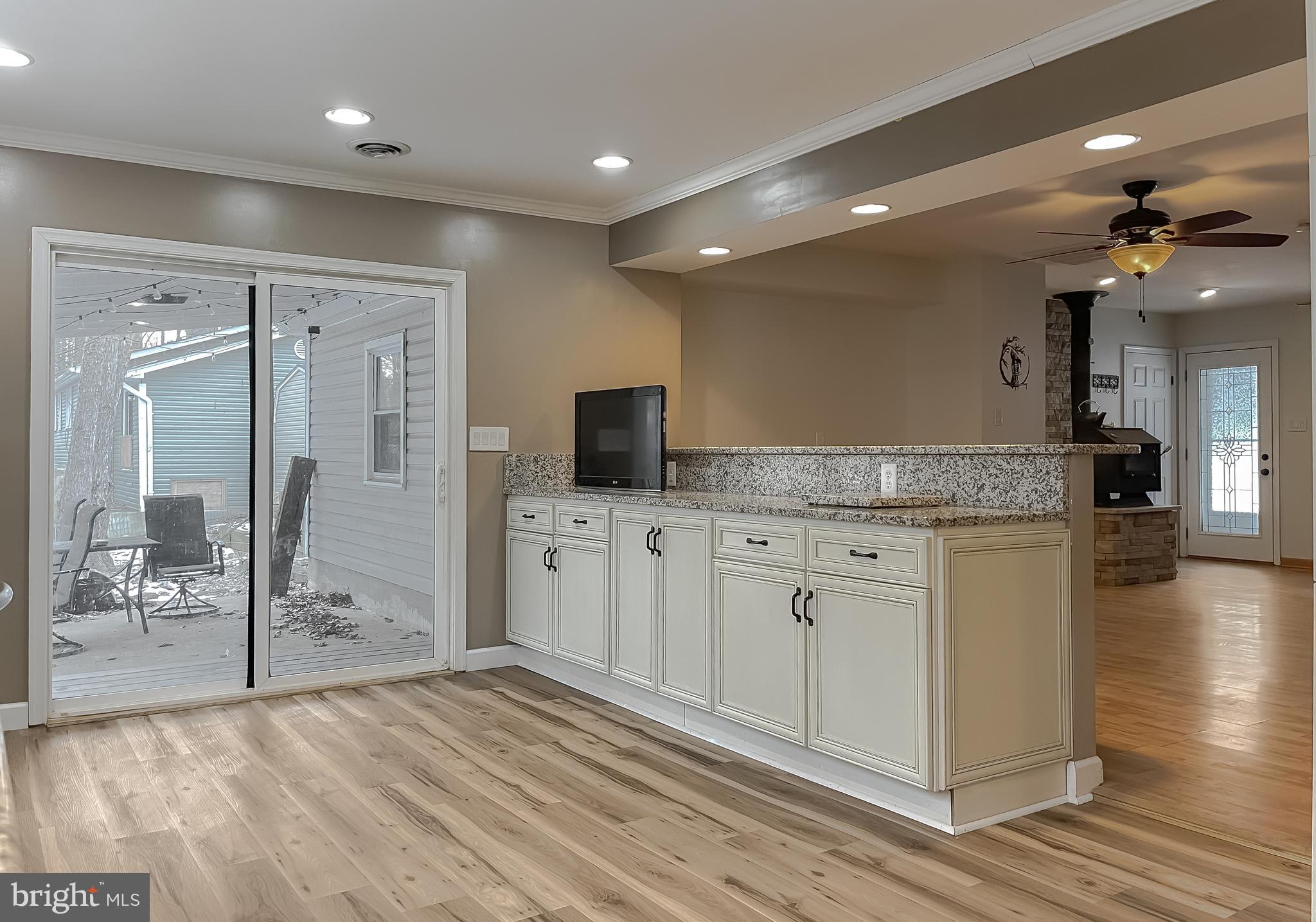 GOLDEN BEACH - Residential Lease