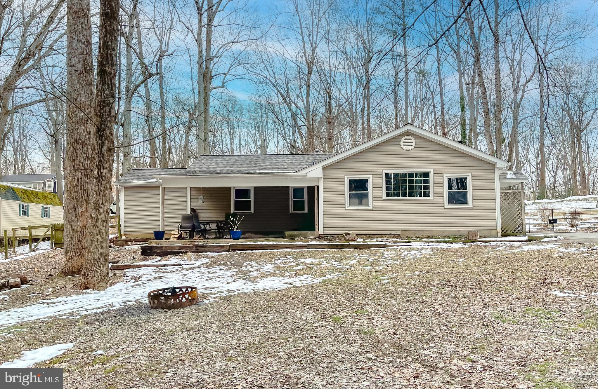 GOLDEN BEACH - Residential Lease