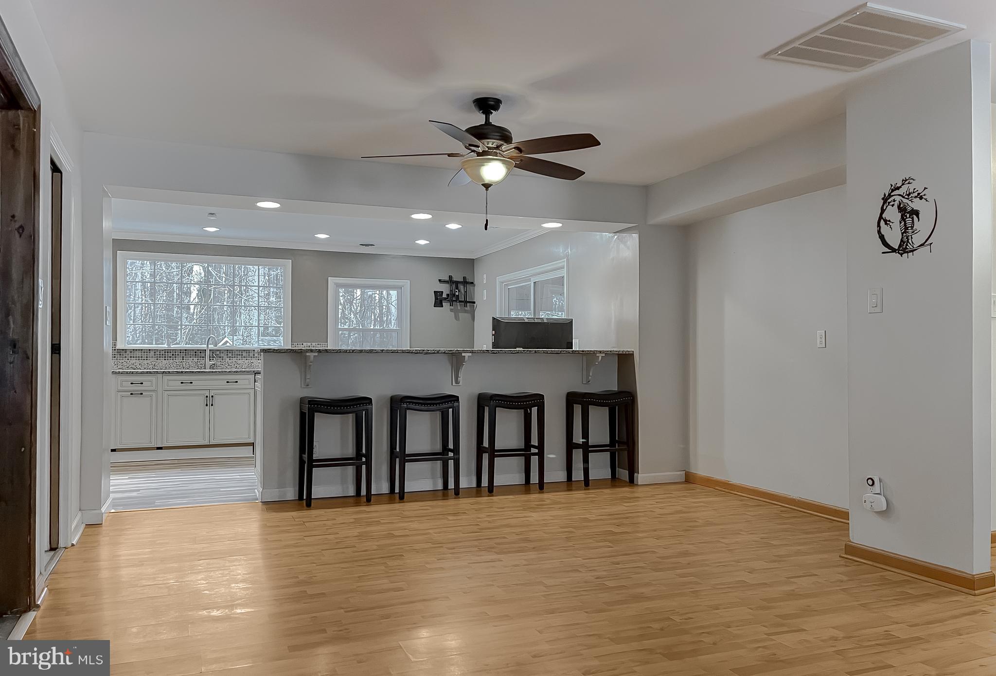 GOLDEN BEACH - Residential Lease