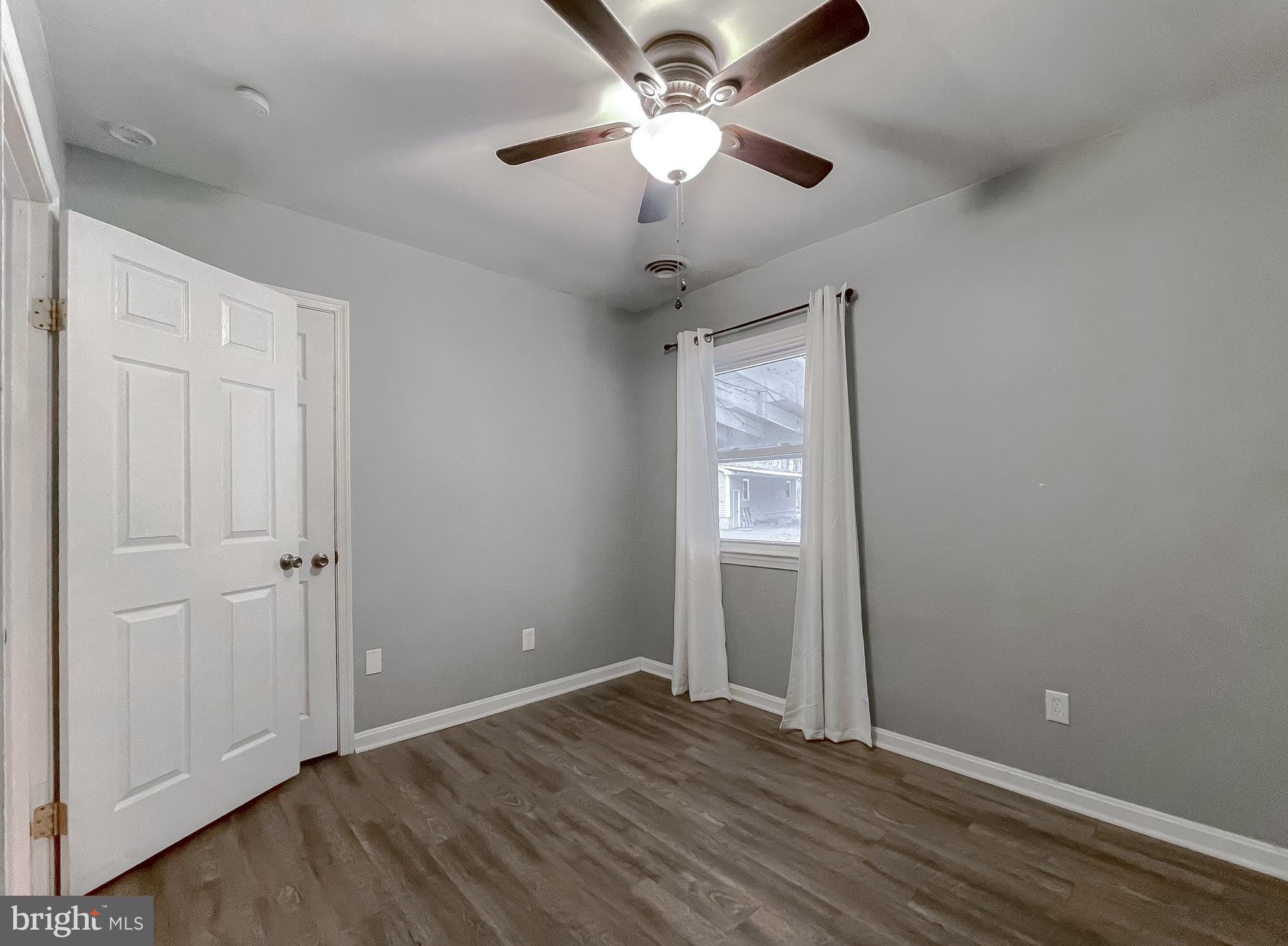 GOLDEN BEACH - Residential Lease