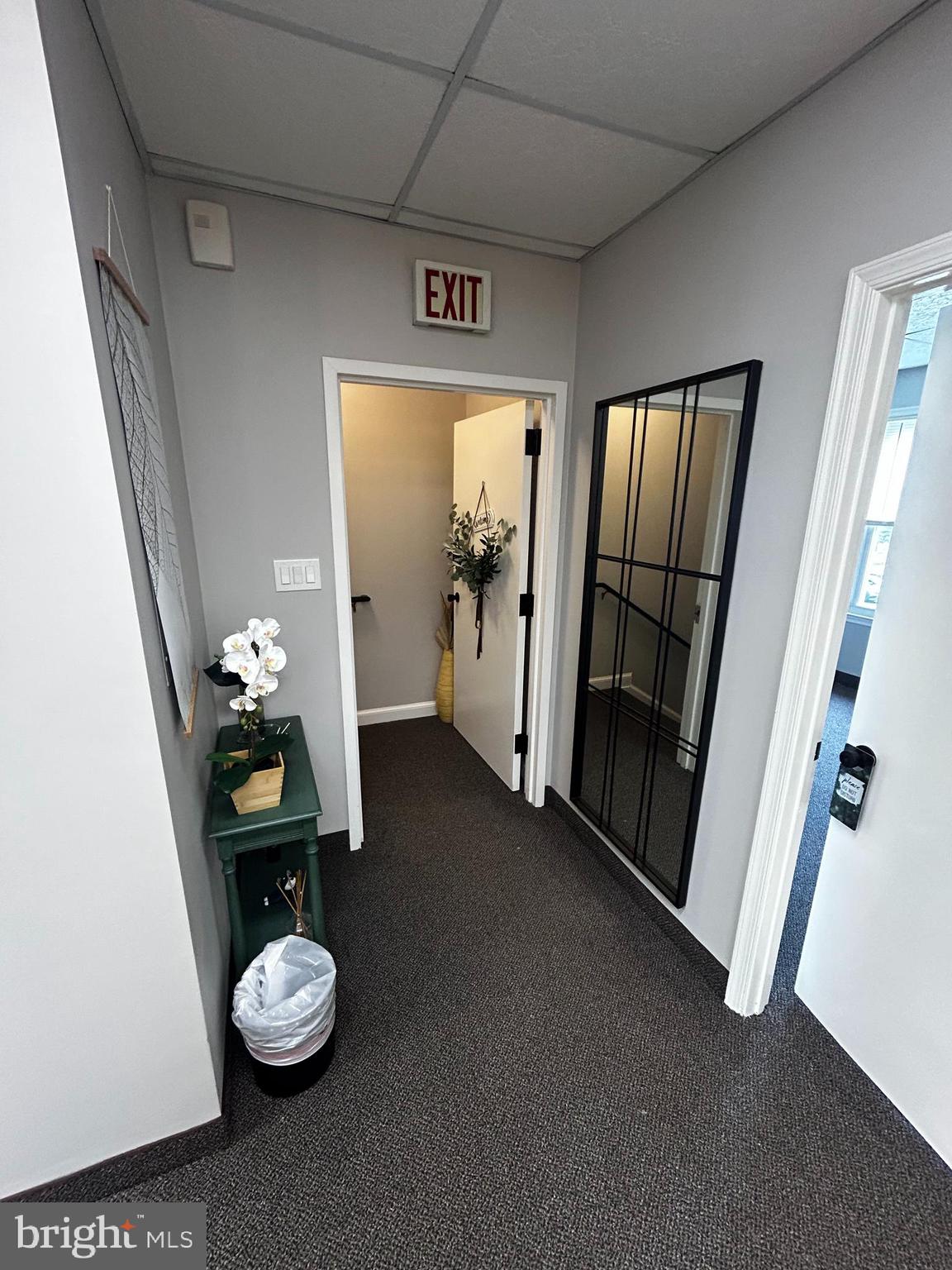 18504 OFFICE PARK DRIVE 18504