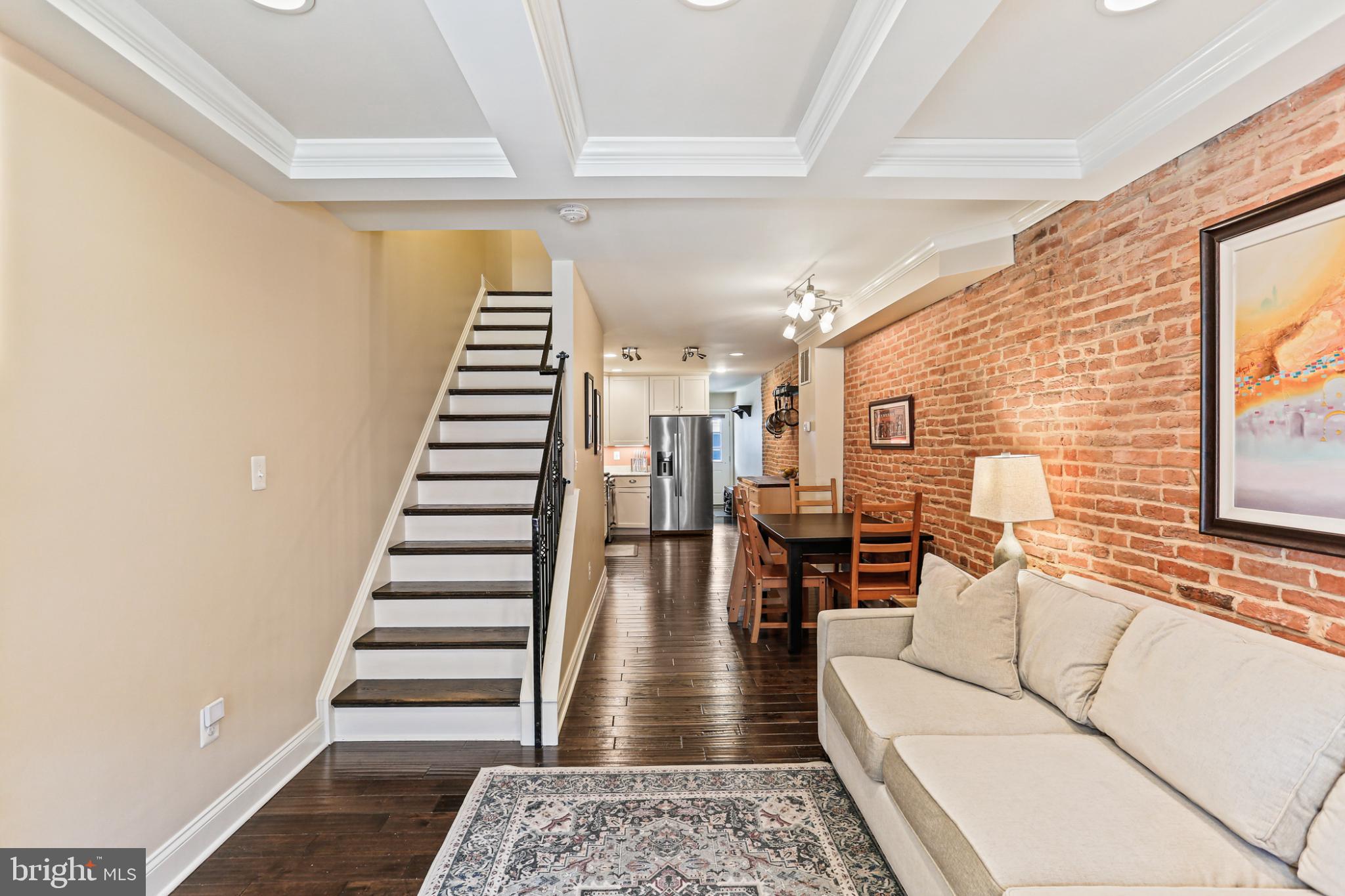 LOCUST POINT - Residential Lease