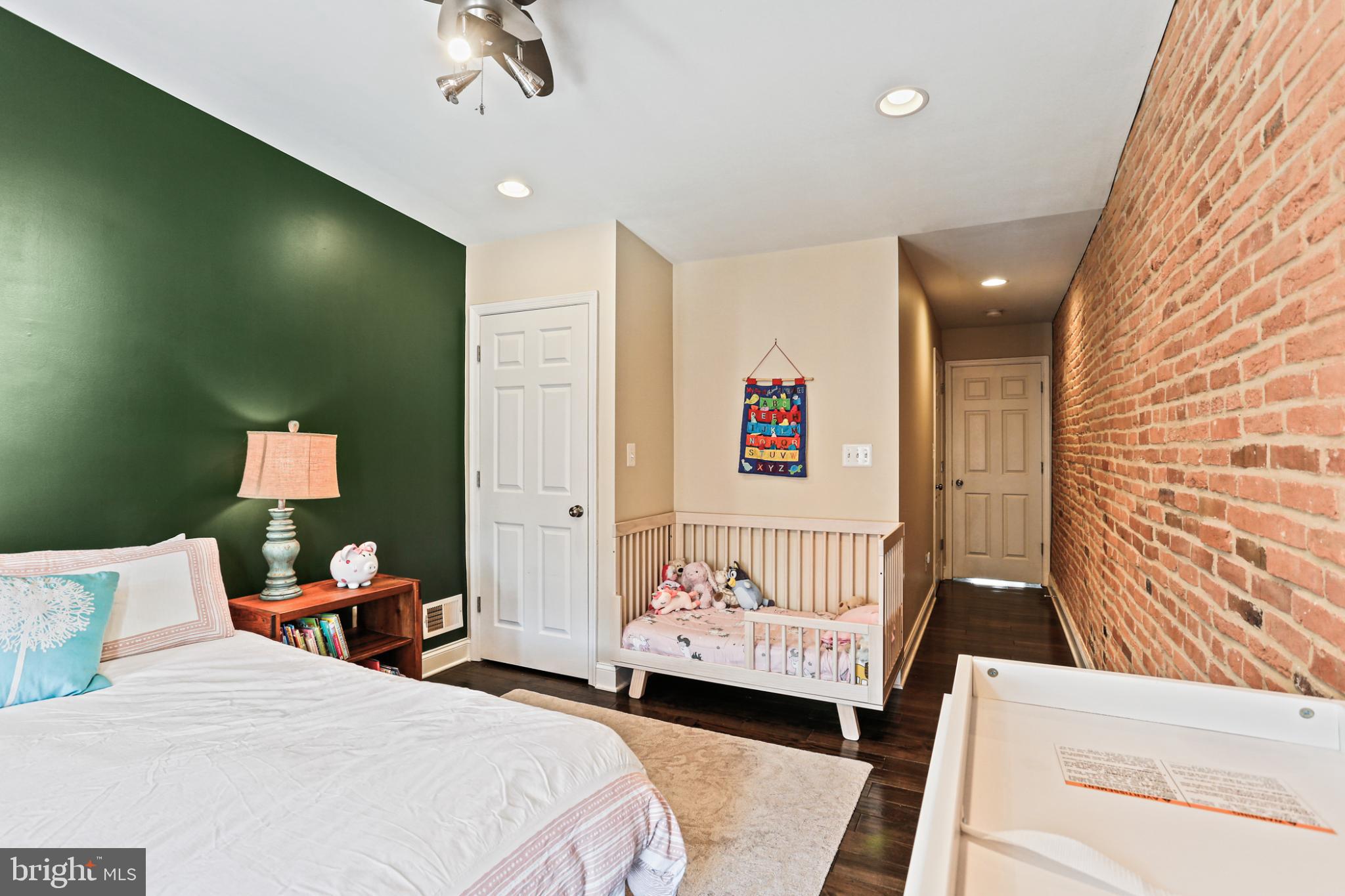 LOCUST POINT - Residential Lease