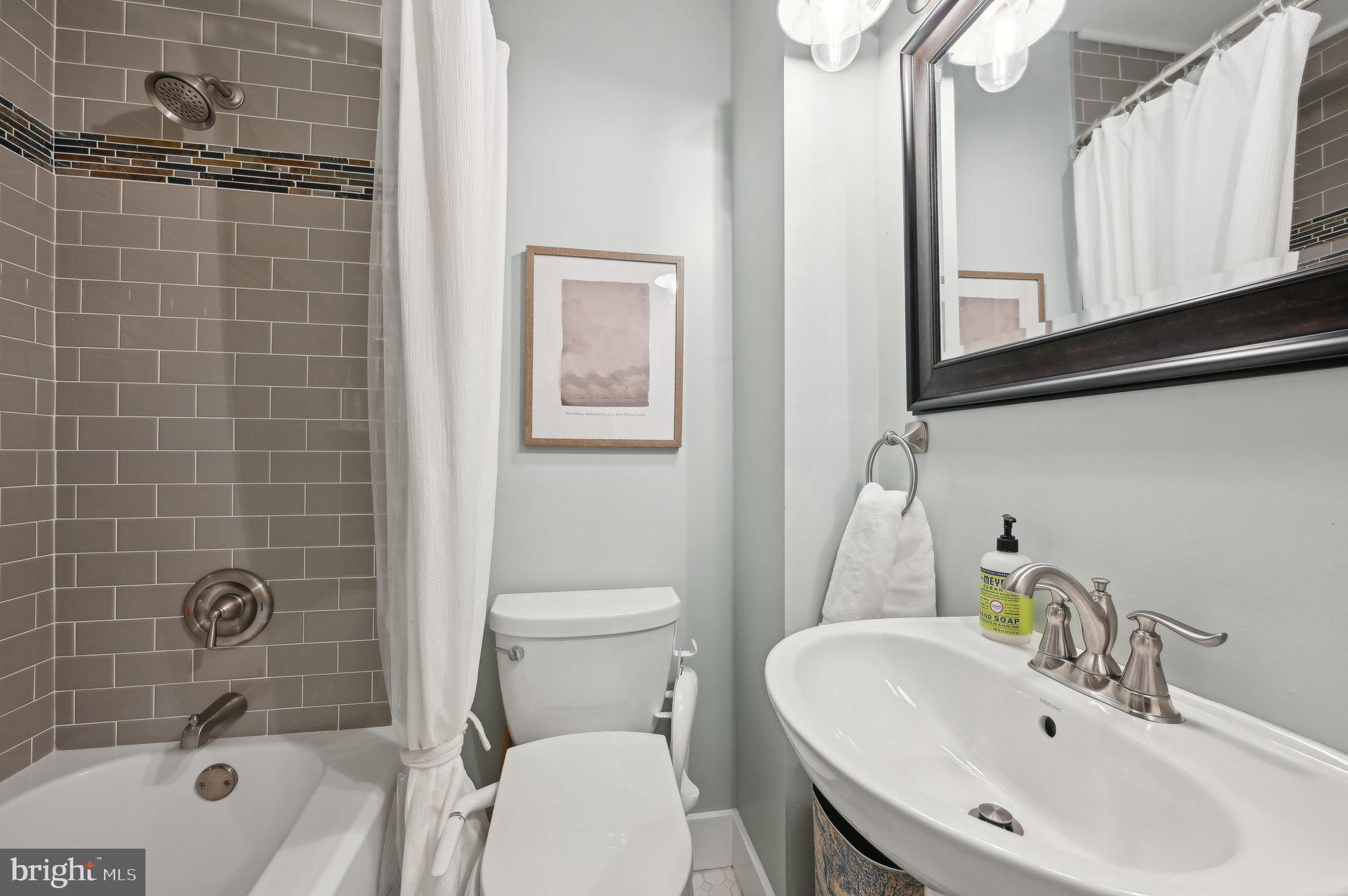 FELLS POINT HISTORIC DISTRICT - Residential