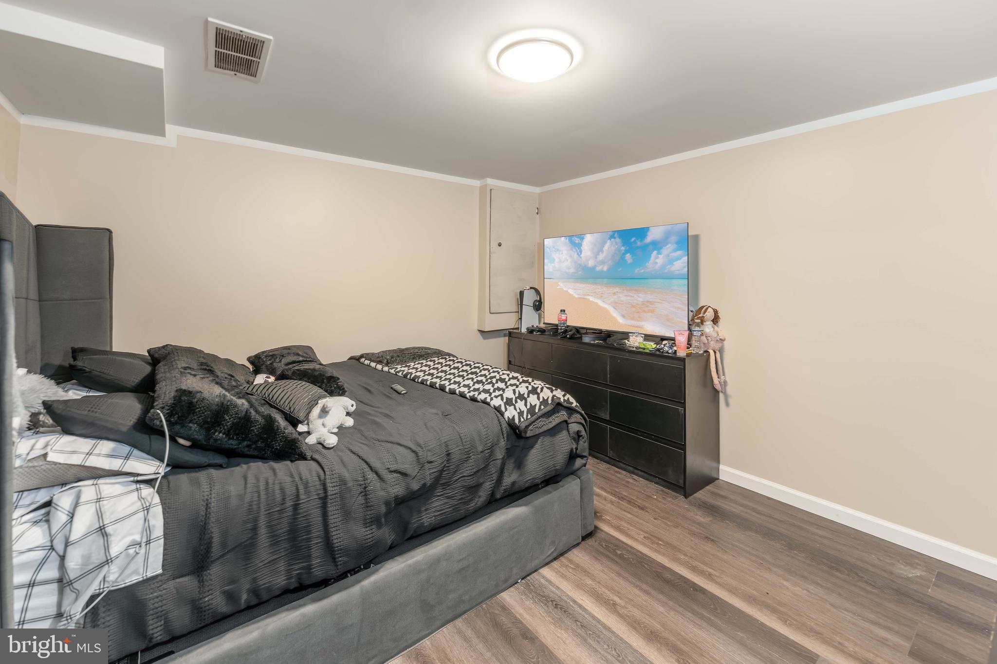 MT ALLEN HEIGHTS - Residential