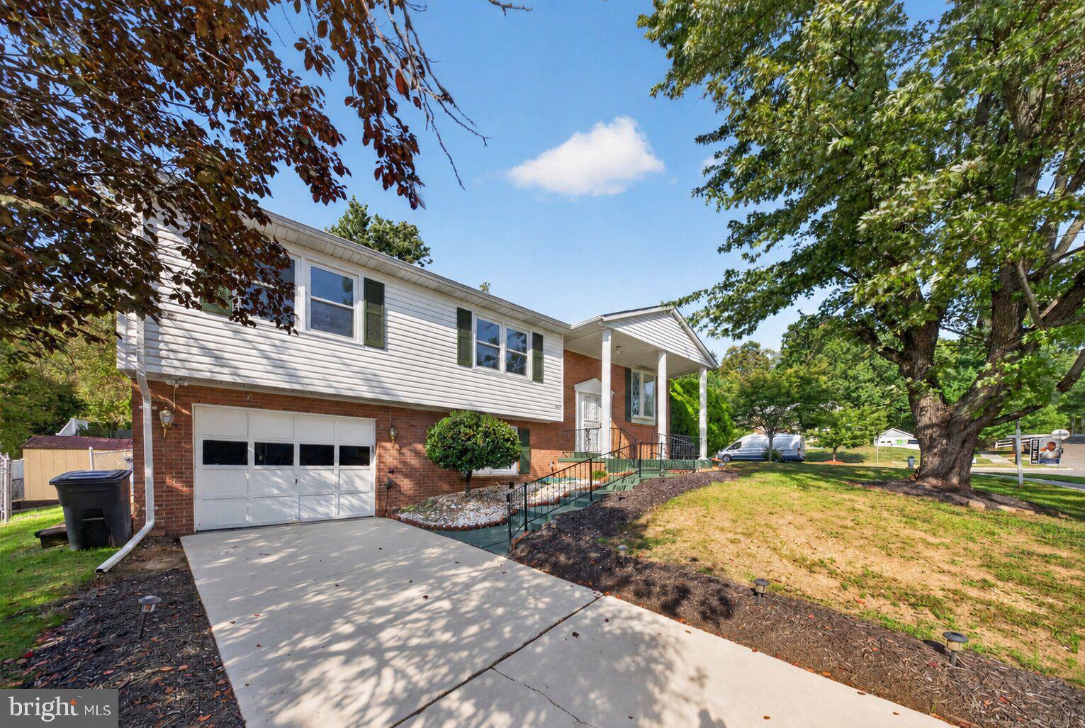 4210 FARMER PLACE