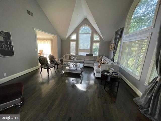 BRADLEY HILLS - Residential Lease