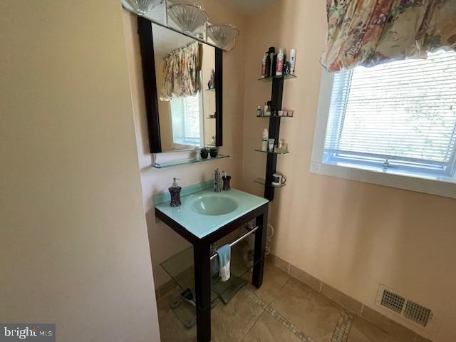 BRADLEY HILLS - Residential Lease