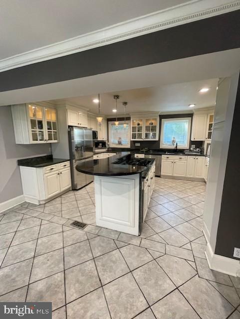 BRADLEY HILLS - Residential Lease