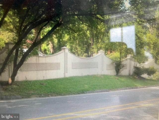 BRADLEY HILLS - Residential Lease