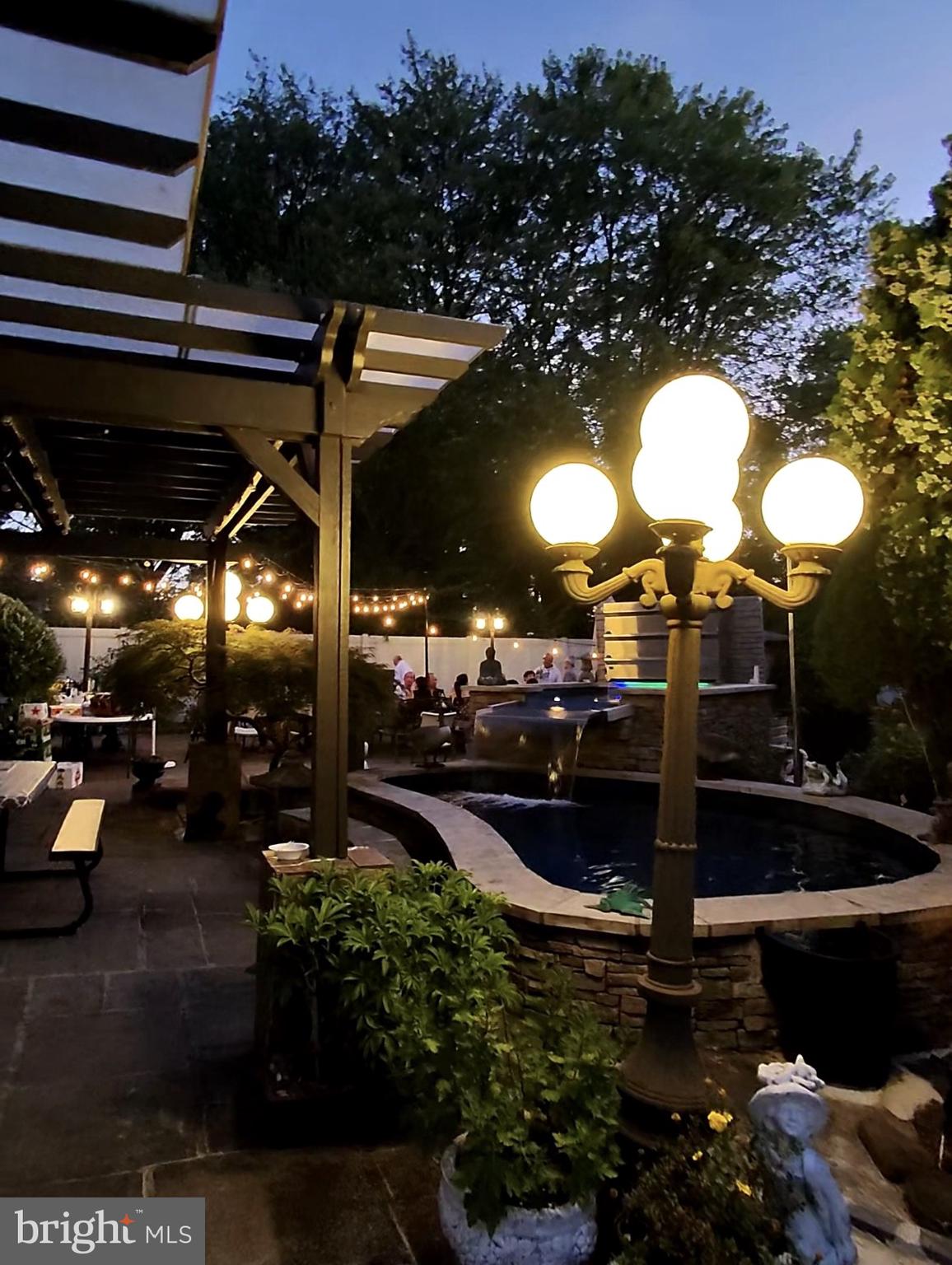 RAVENSWORTH - Residential