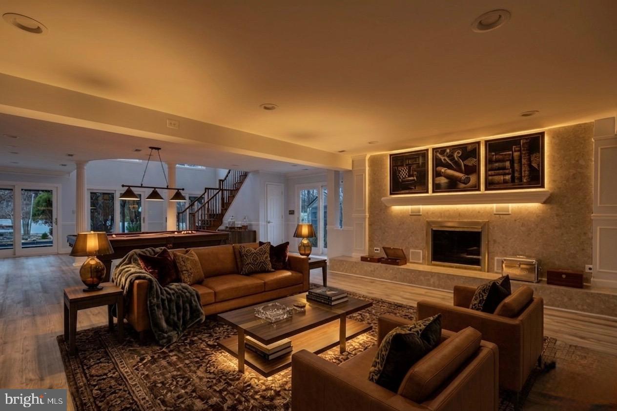 RAVENSWORTH - Residential
