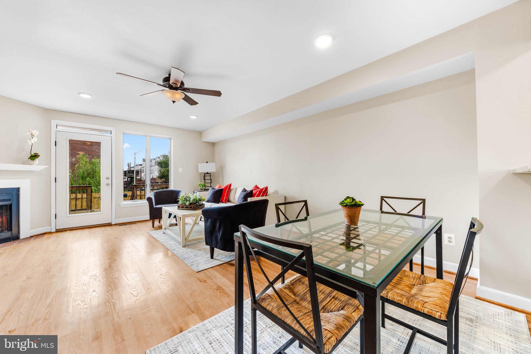 WASHINGTON VILLAGE - Residential