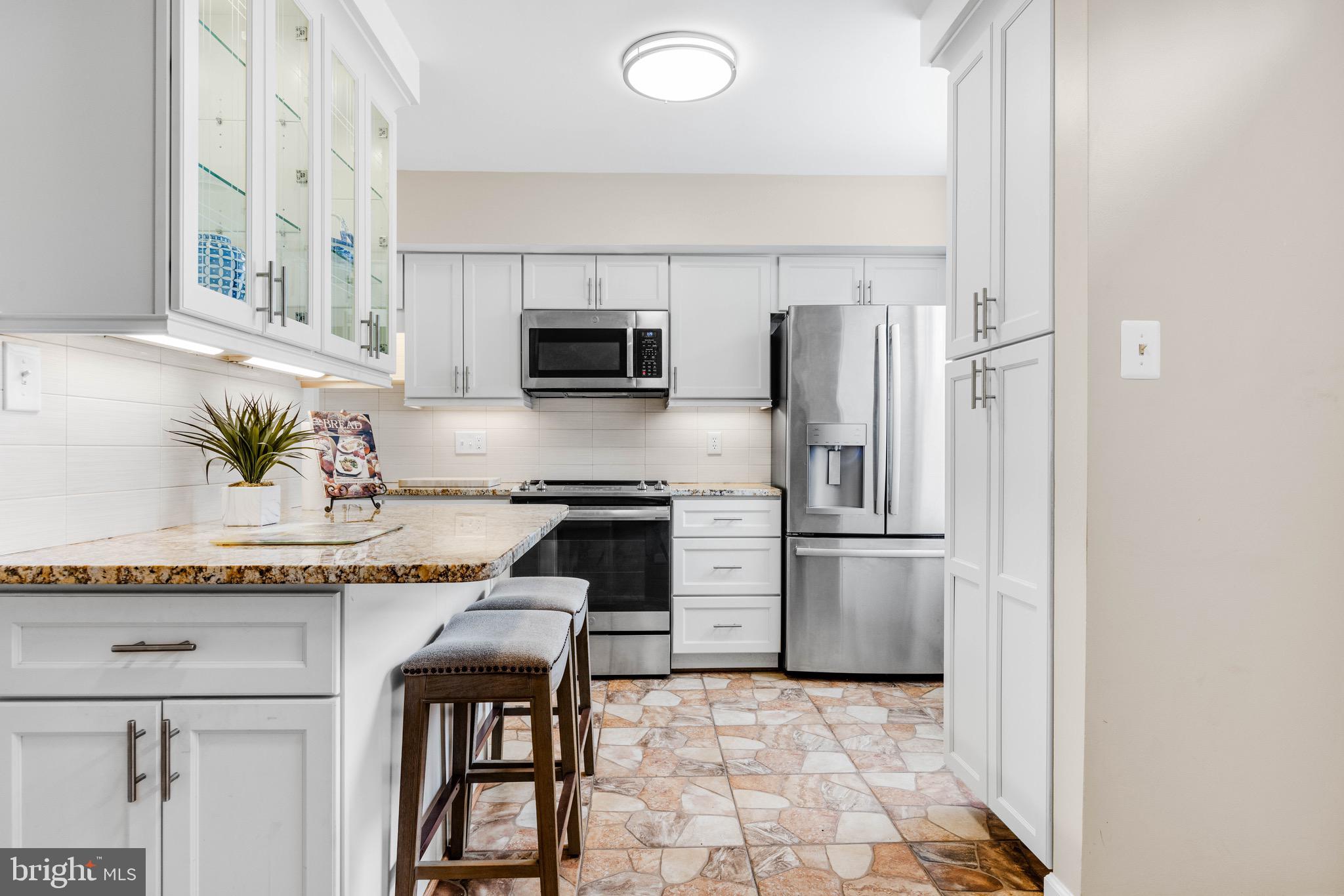 WASHINGTON VILLAGE - Residential