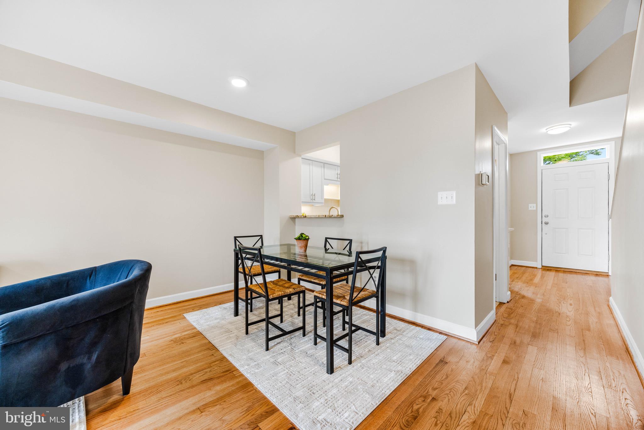 WASHINGTON VILLAGE - Residential