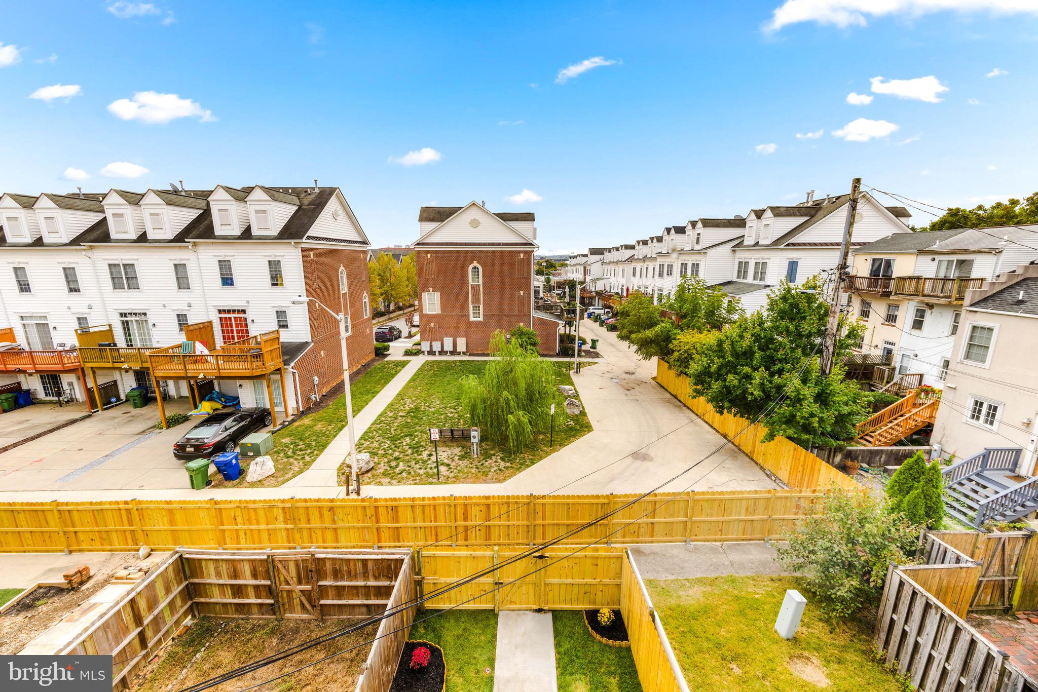 WASHINGTON VILLAGE - Residential