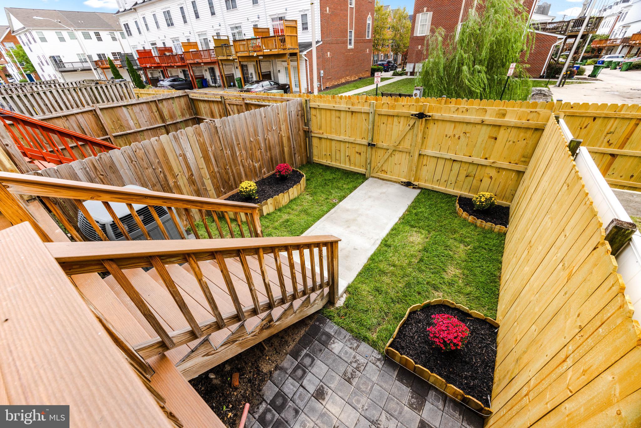 WASHINGTON VILLAGE - Residential