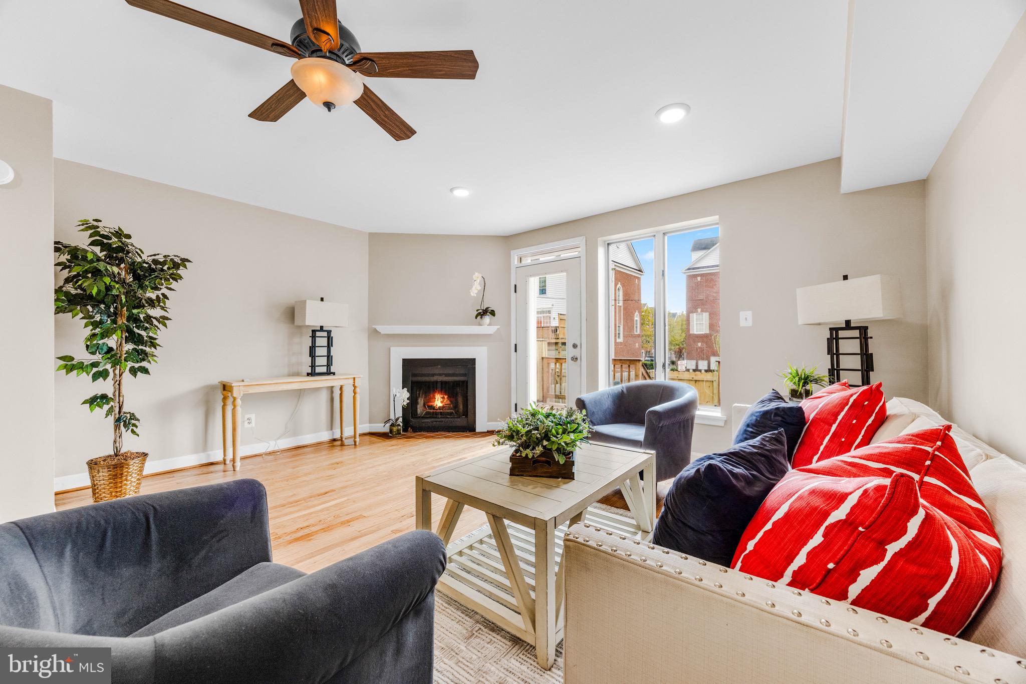 WASHINGTON VILLAGE - Residential