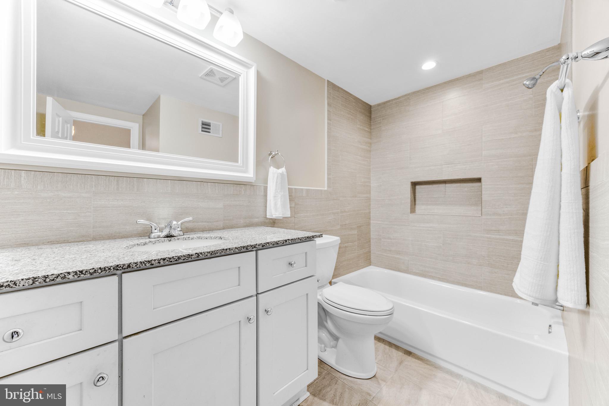 WASHINGTON VILLAGE - Residential