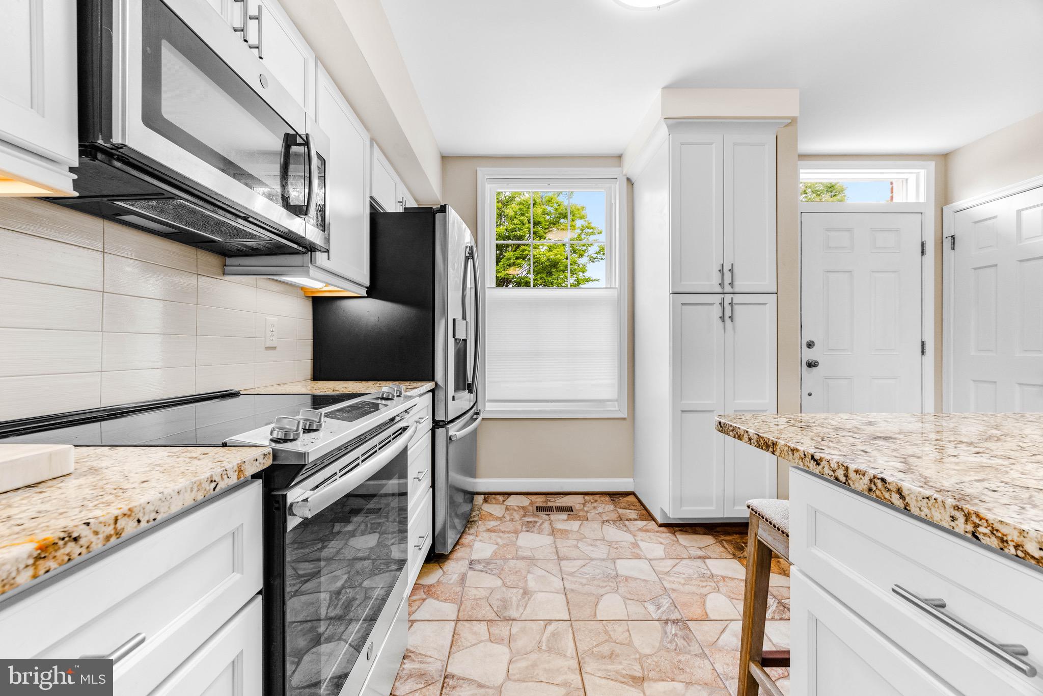 WASHINGTON VILLAGE - Residential