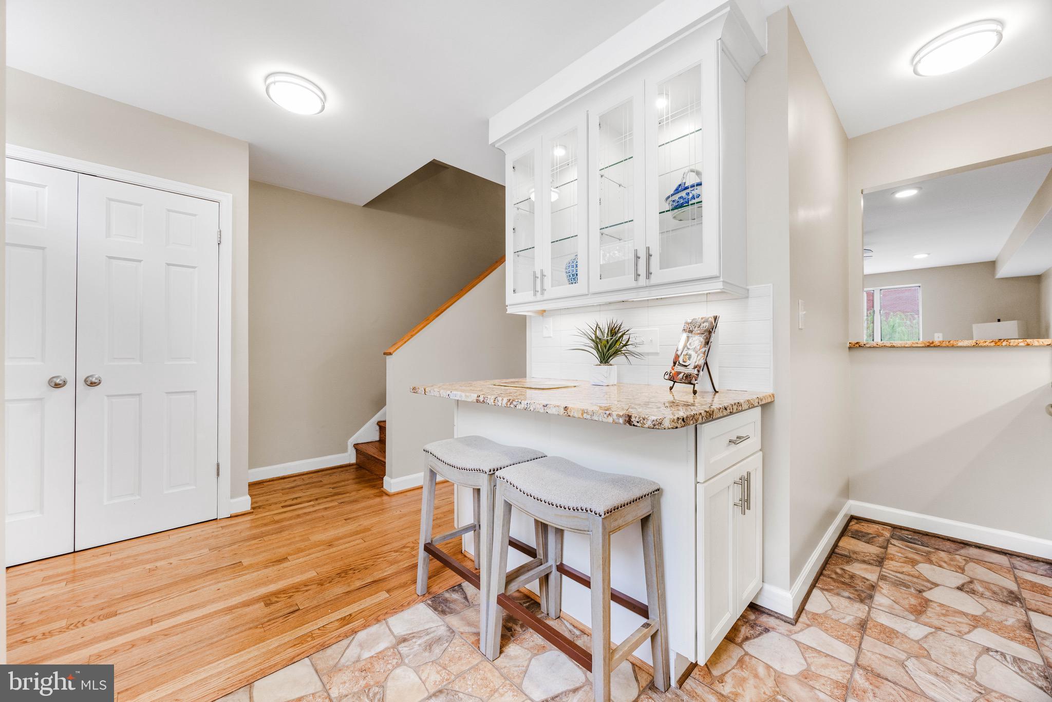 WASHINGTON VILLAGE - Residential