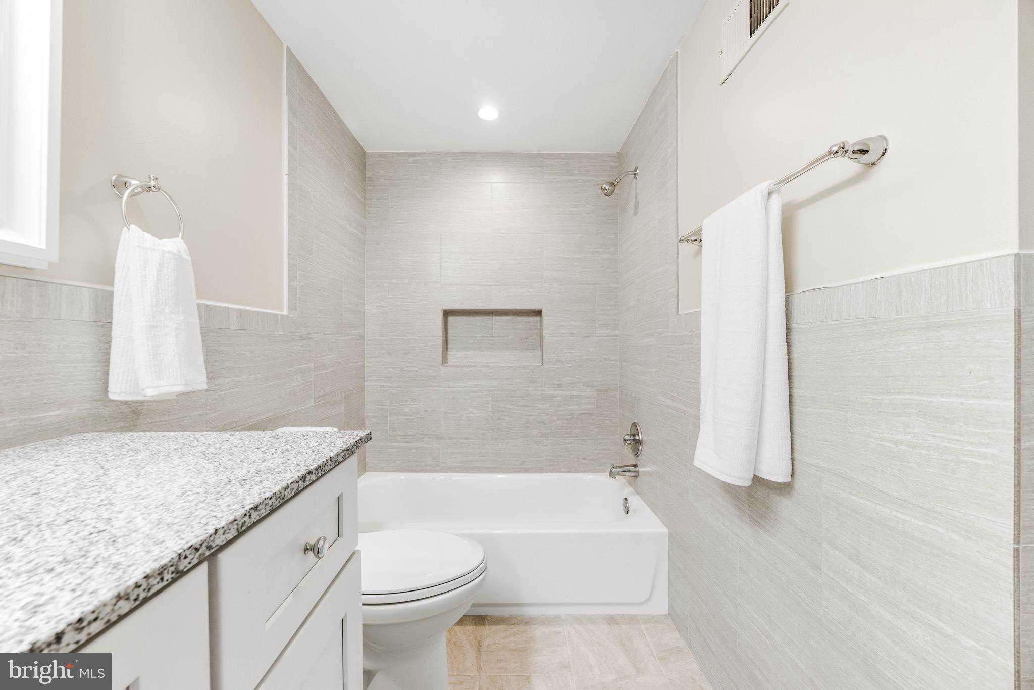 WASHINGTON VILLAGE - Residential