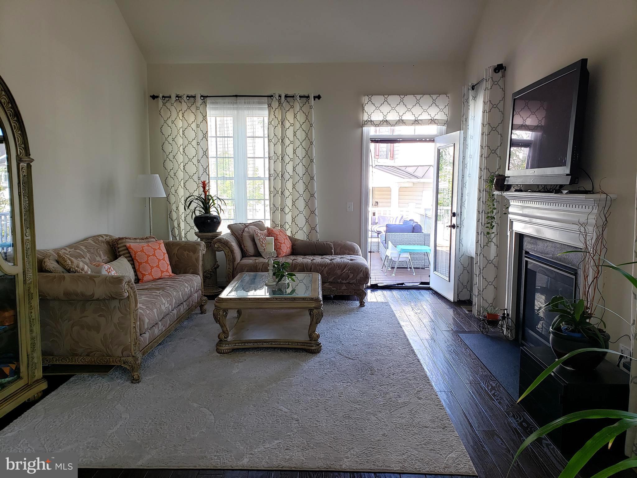 WALNUT CREEK AT MONT - Residential Lease