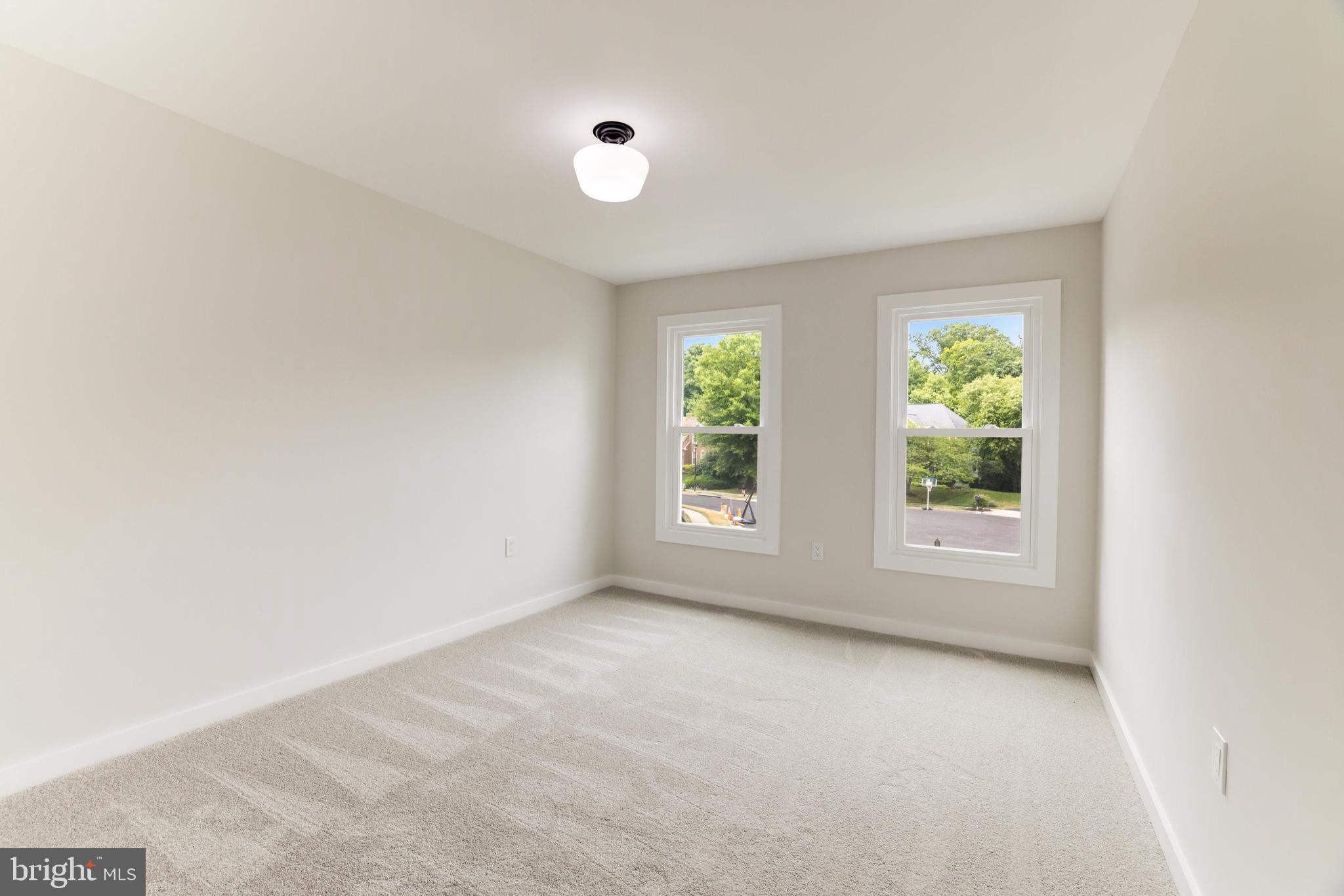 OLD DRANESVILLE HUNT CLUB - Residential