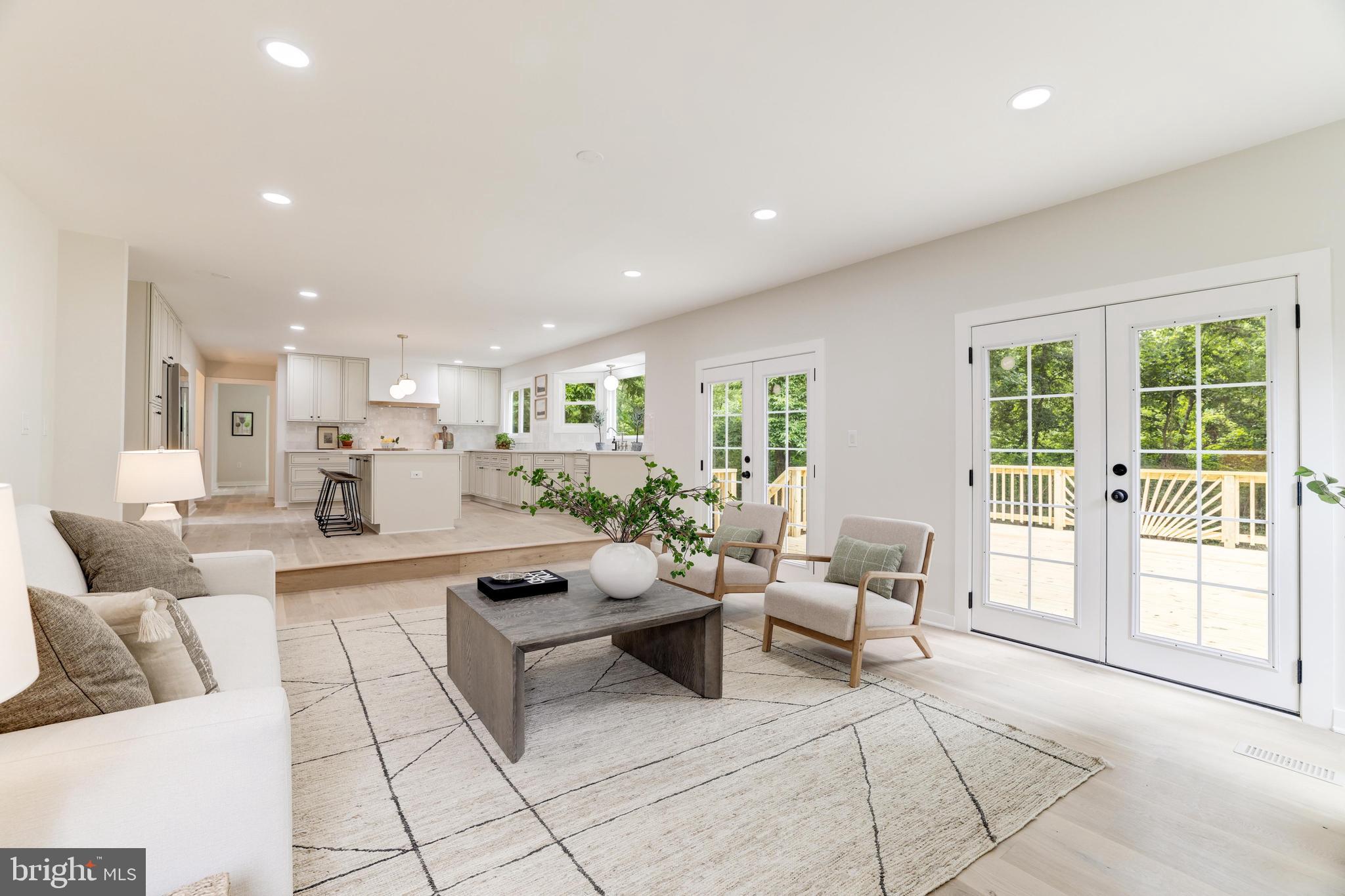 OLD DRANESVILLE HUNT CLUB - Residential